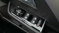 Vauxhall Astra 115kW Ultimate 54kWh 5dr Auto Electric Hatchback